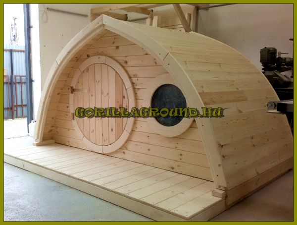 Gorillaground , Hobbit Hole Játszótér